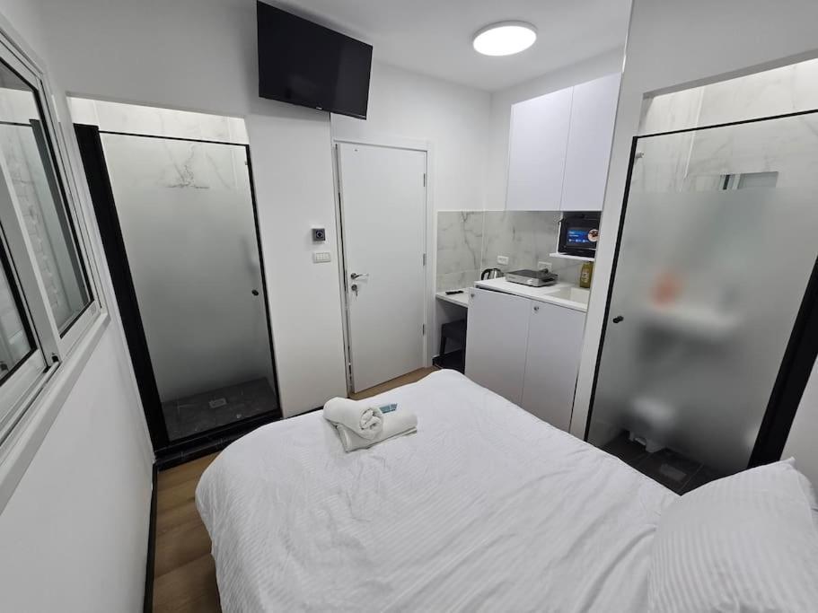 Апартаменти Ryo 38 דירת נופש מושלמת מרחק 5 דקות מחוף הים Бат-Ям Екстер'єр фото
